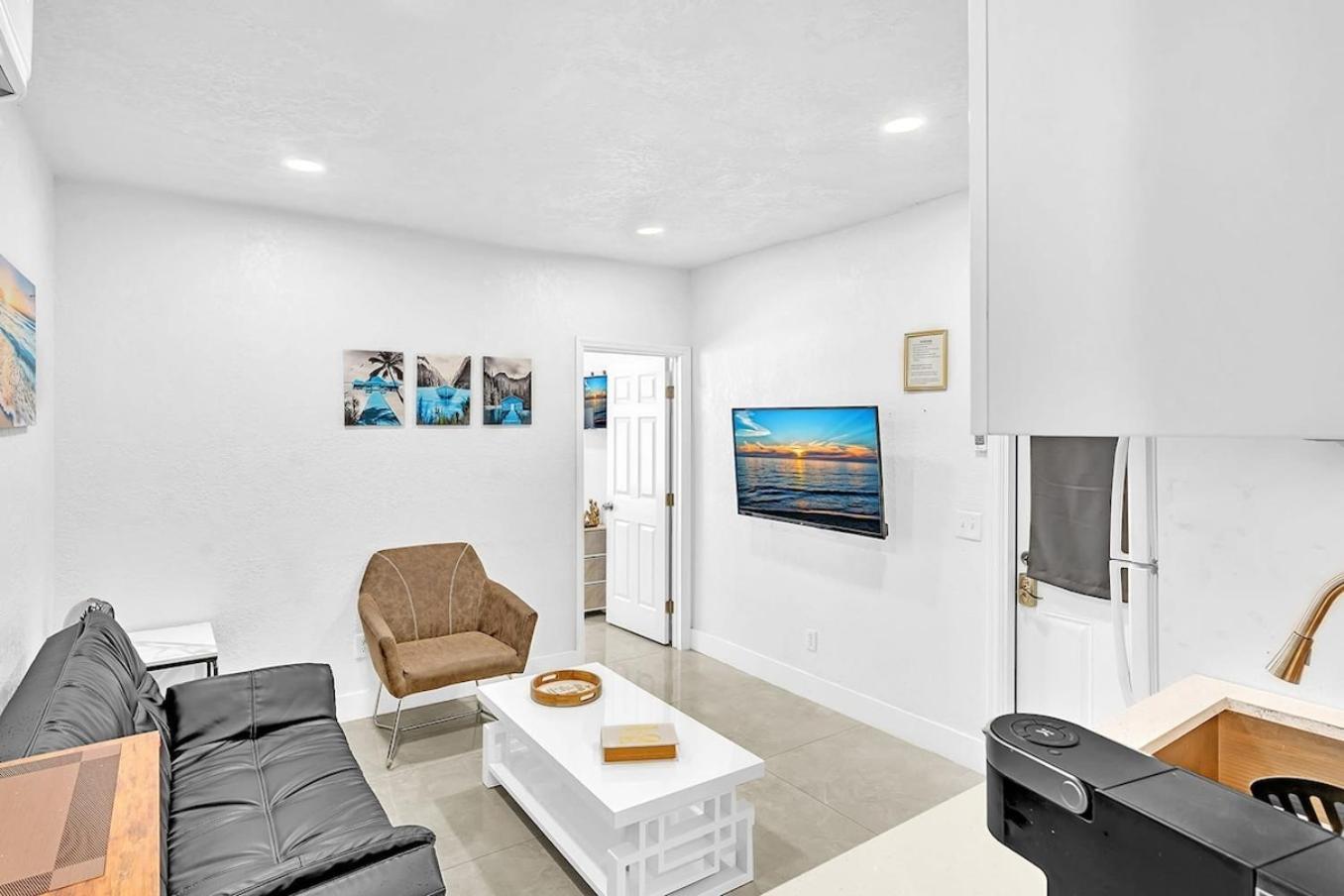 Boutique One Bdrm Close To Aventura Mall & Beach Hallandale Beach Esterno foto